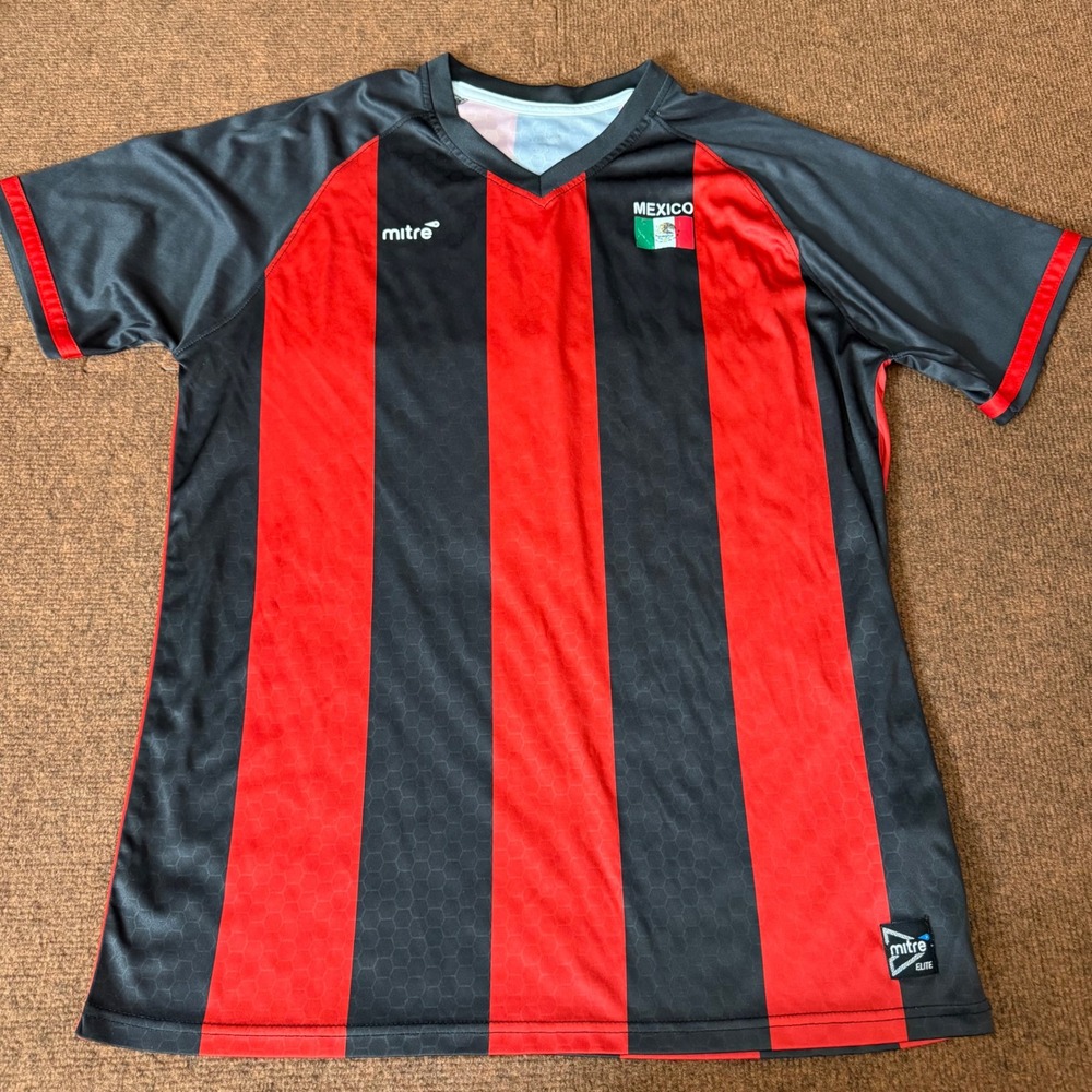 Mitre Elite Mexico Soccer Jersey Mens Medium Red Black Striped V-Neck Shirt‎